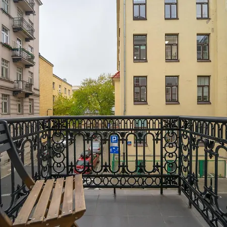 Polna - Balcony, Workspace, Location - By Rentujemy Appartement Varsovie
